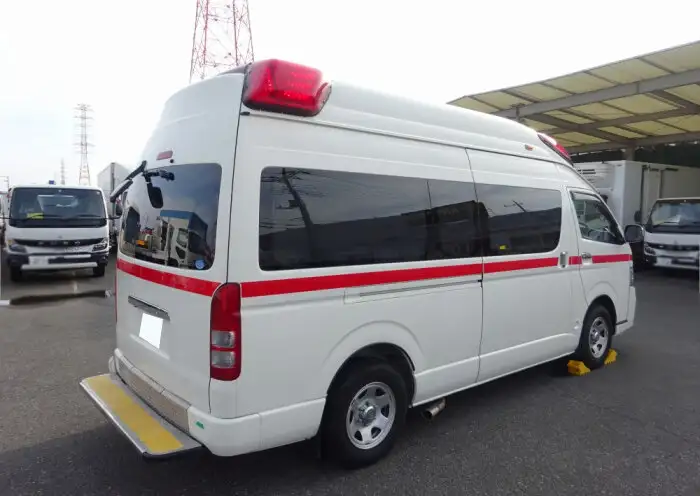 トヨタ ハイエース 小型 特殊車両 CBF-TRH221S H26の中古トラック画像4