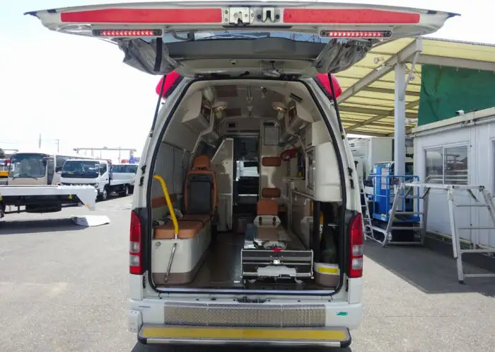 トヨタ ハイエース 小型 特殊車両 CBF-TRH221S H26の中古トラック画像8