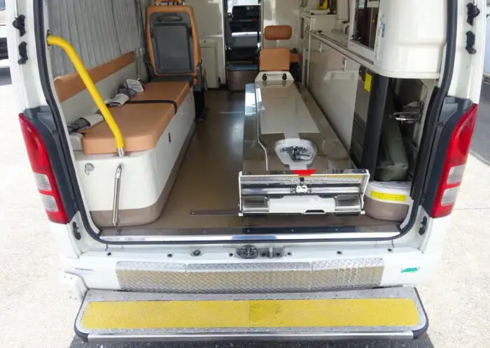トヨタ ハイエース 小型 特殊車両 CBF-TRH221S H26の中古トラック画像13