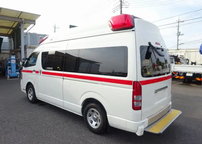 トヨタ ハイエース 小型 特殊車両 CBF-TRH221S H26の中古トラック画像3