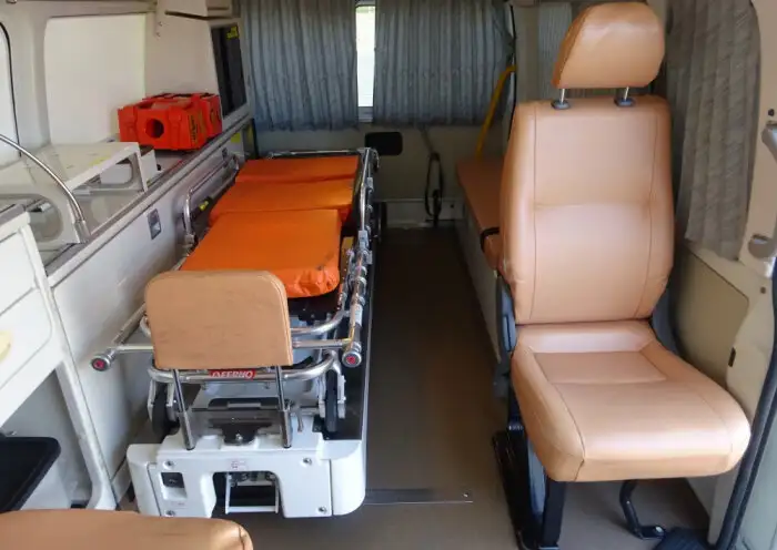 トヨタ ハイエース 小型 特殊車両 CBF-TRH221S H27の中古トラック画像14