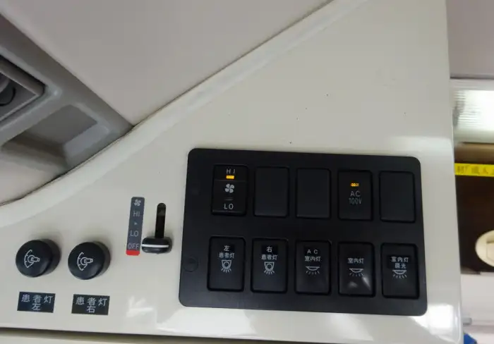 トヨタ ハイエース 小型 特殊車両 CBF-TRH221S H27の中古トラック画像16