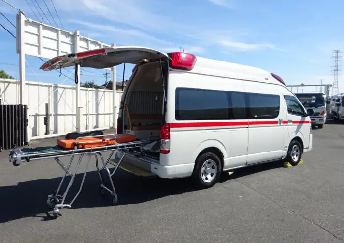 トヨタ ハイエース 小型 特殊車両 CBF-TRH221S H27の中古トラック画像9