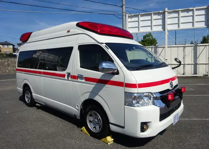 トヨタ ハイエース 小型 特殊車両 CBF-TRH221S H27の中古トラック画像2