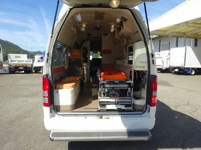 トヨタ ハイエース 小型 特殊車両 CBF-TRH226S H20の中古トラック画像6