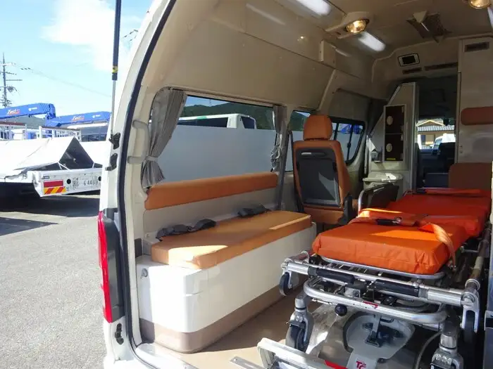 トヨタ ハイエース 小型 特殊車両 CBF-TRH226S H20の中古トラック画像10
