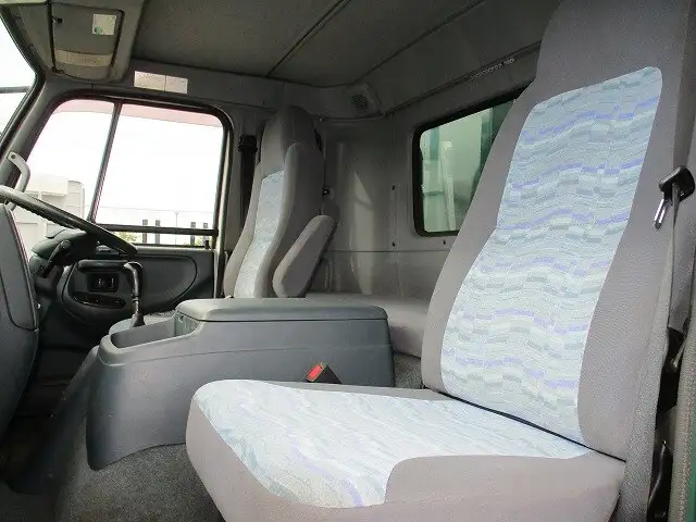 日産UD コンドル 中型/増トン 平ボディ 床鉄板 ベッドの中古トラック画像11