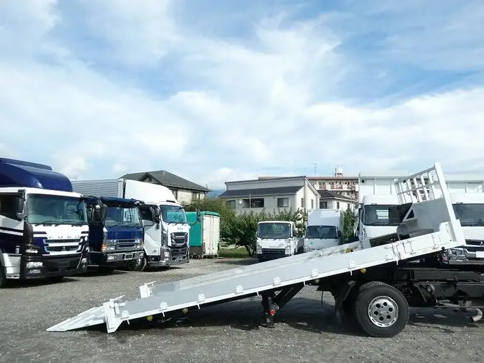 いすゞ エルフ 小型 車両重機運搬 ウインチ KC-NRR33H2の中古トラック画像9
