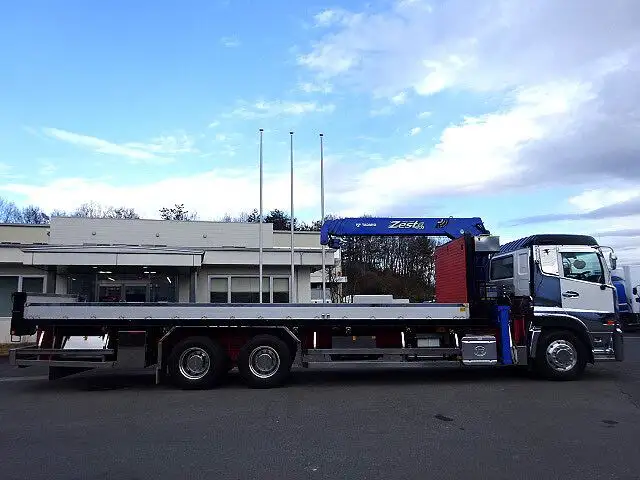 日産UD クオン 大型 車両重機運搬 4段クレーン ラジコンの中古トラック画像6