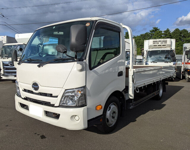 日野 デュトロ 小型 平ボディ ワイドロング 2RG-XZU710M