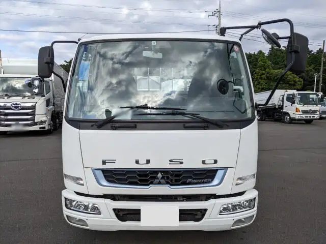 三菱 ファイター 中型/増トン 平ボディ ベッド 2KG-FK61Fの中古トラック画像2