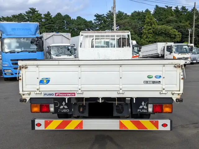 三菱 ファイター 中型/増トン 平ボディ ベッド 2KG-FK61Fの中古トラック画像4