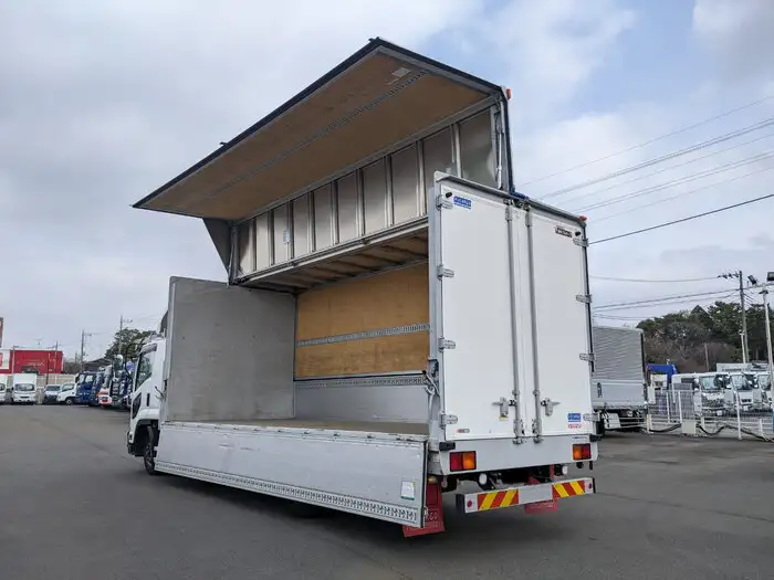 いすゞ フォワード 中型/増トン ウイング ベッド TKG-FRR90S2の中古トラック画像7