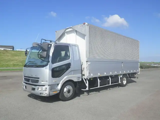 三菱 ファイター 中型/増トン ウイング エアサス ベッドの中古トラック画像1
