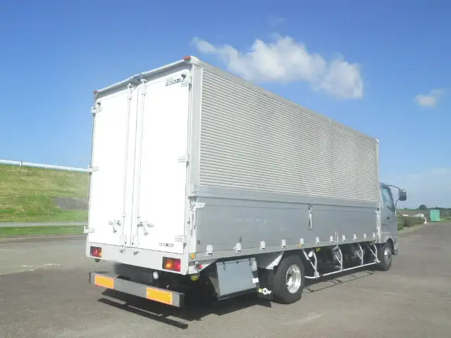 三菱 ファイター 中型/増トン ウイング エアサス ベッドの中古トラック画像3