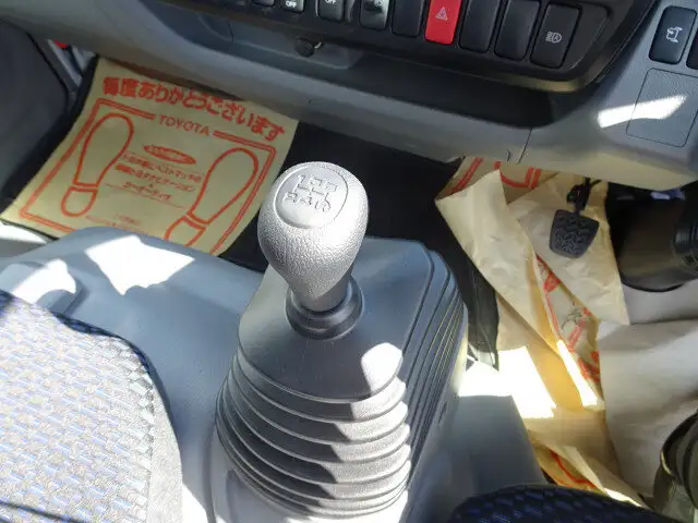 トヨタ ダイナ 小型 平ボディ 3BF-TRY230 R4の中古トラック画像13