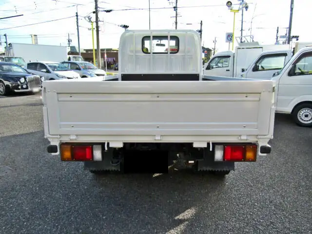 マツダ タイタン 小型 平ボディ TKG-LHR85A H26の中古トラック画像3