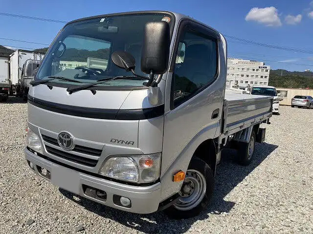 トヨタ ダイナ 小型 平ボディ QDF-KDY221 H27 の中古トラック【車両No.134323】