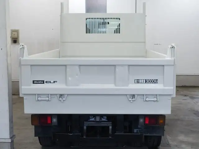 いすゞ エルフ 小型 ダンプ ローダー KR-NKR81EDの中古トラック画像2