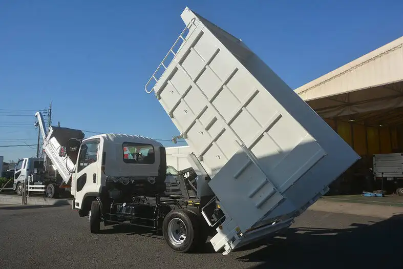 いすゞ フォワード 中型/増トン ダンプ 土砂禁 PKG-FRR90S2の中古トラック画像4