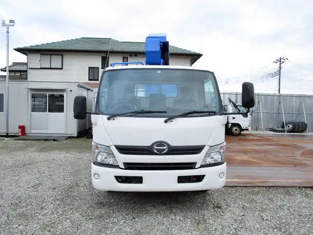 日野 デュトロ 小型 高所・建柱車 高所作業車 TKG-XZU700Xの中古トラック画像2
