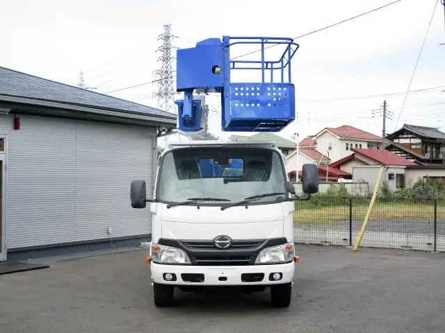 日野 デュトロ 小型 高所・建柱車 高所作業車 TKG-XZU650Fの中古トラック画像2