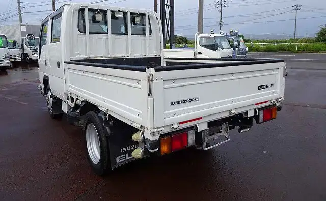 いすゞ エルフ 小型 平ボディ Wキャブ TRG-NJS85Aの中古トラック画像3