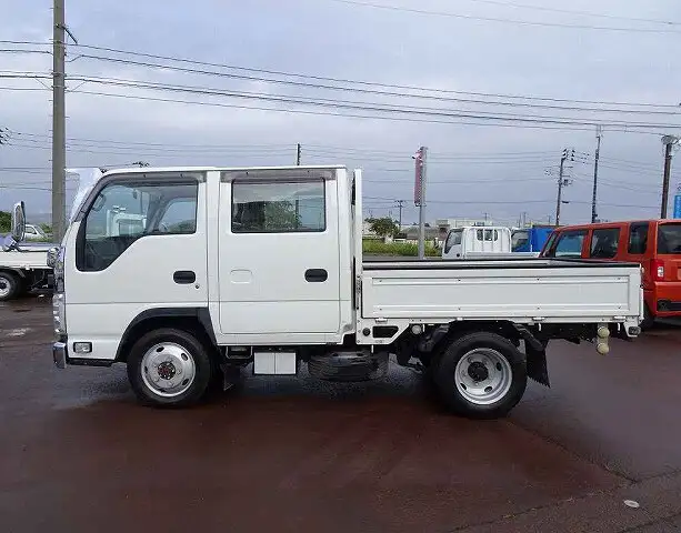 いすゞ エルフ 小型 平ボディ Wキャブ TRG-NJS85Aの中古トラック画像2