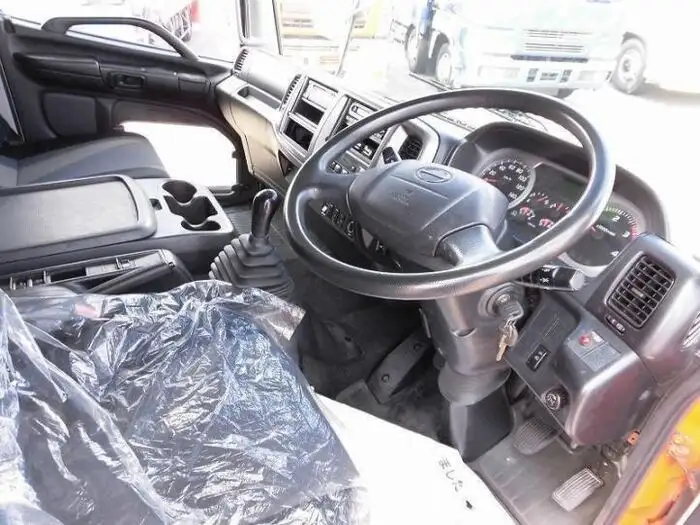 日野 レンジャー 中型/増トン ウイング ベッド TKG-FD9JLAAの中古トラック画像8