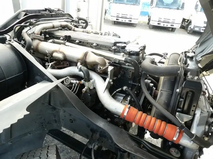 三菱 ファイター 中型/増トン ウイング ベッド 2KG-FK61Fの中古トラック画像19
