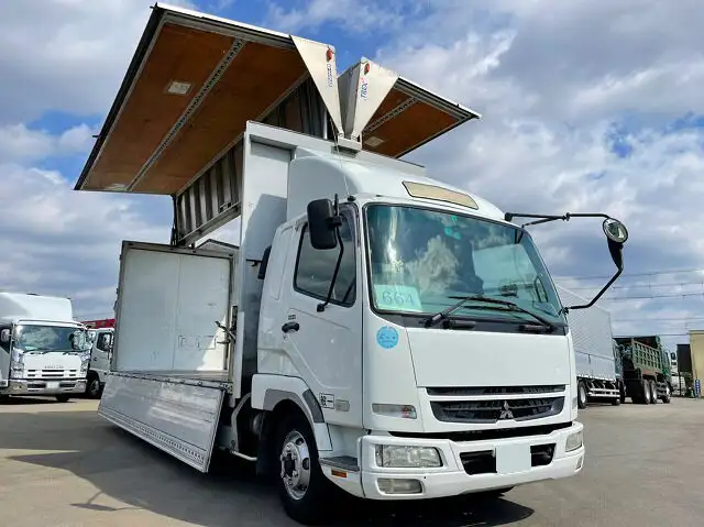 三菱 ファイター 中型/増トン ウイング エアサス ベッドの中古トラック画像2