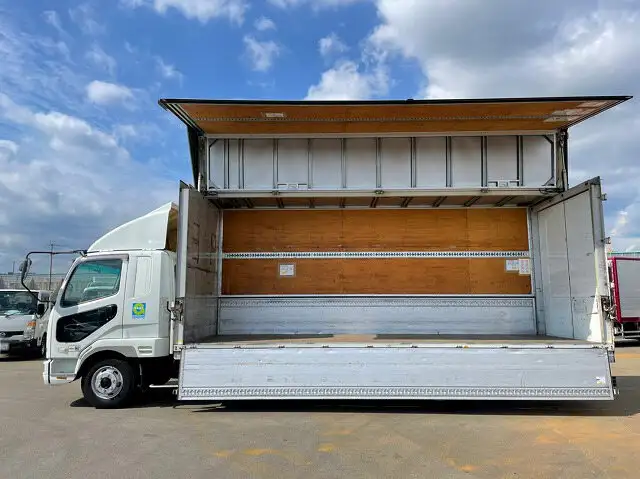 三菱 ファイター 中型/増トン ウイング エアサス ベッドの中古トラック画像4