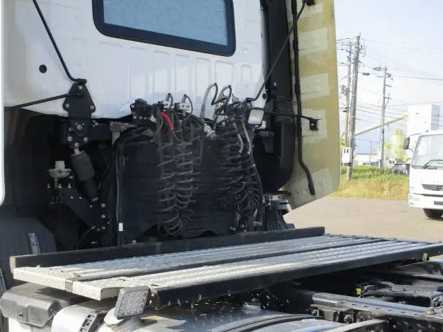 日野 プロフィア 大型 トラクター 1デフ ベッドの中古トラック画像7