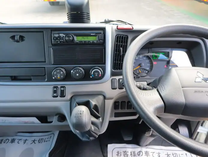 三菱 キャンター 小型 平ボディ Wキャブ 2RG-FBA20の中古トラック画像11