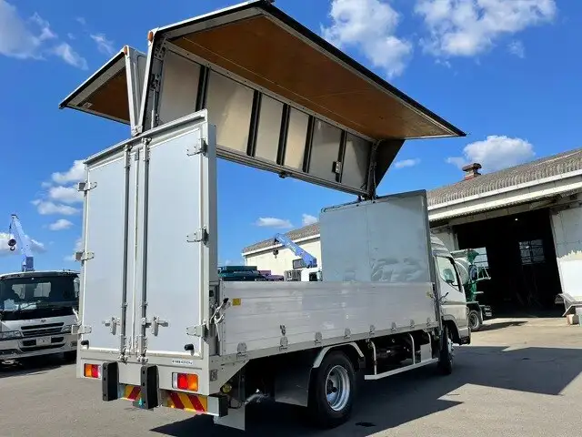 三菱 キャンター 小型 ウイング SKG-FEB90 H23の中古トラック画像8