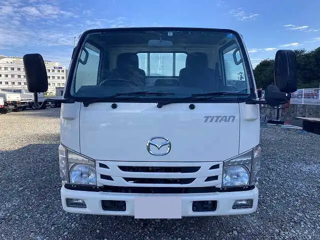 マツダ タイタン 小型 平ボディ TRG-LKR85A H29の中古トラック画像2