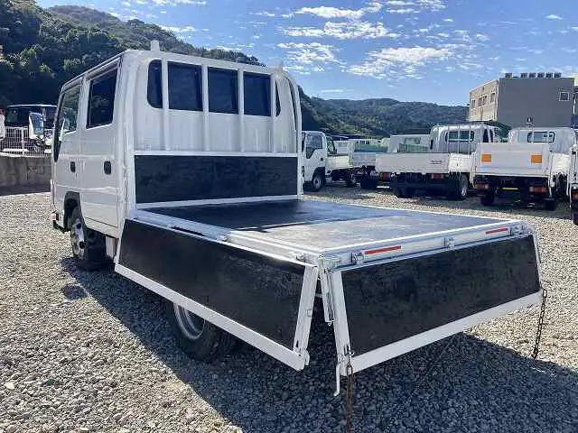 いすゞ エルフ 小型 平ボディ Wキャブ TRG-NJR85Aの中古トラック画像5