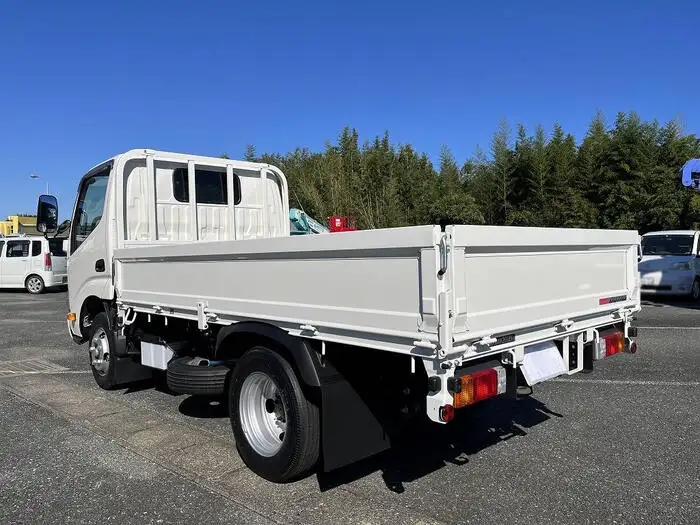 日野 デュトロ 小型 平ボディ 2RG-XZU605M R4の中古トラック画像3