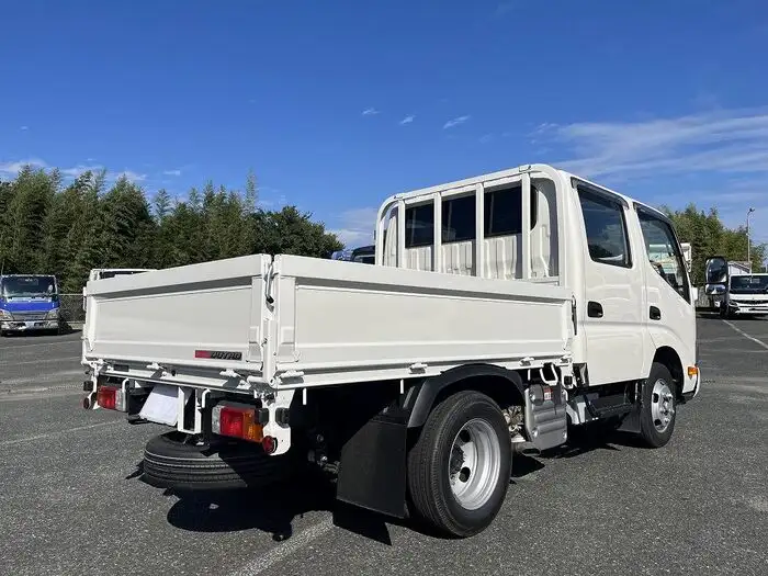 日野 デュトロ 小型 平ボディ Wキャブ 2RG-XZU605Mの中古トラック画像4