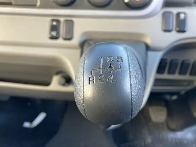 三菱 キャンター 小型 平ボディ 2RG-FBA20 H31/R1の中古トラック画像15