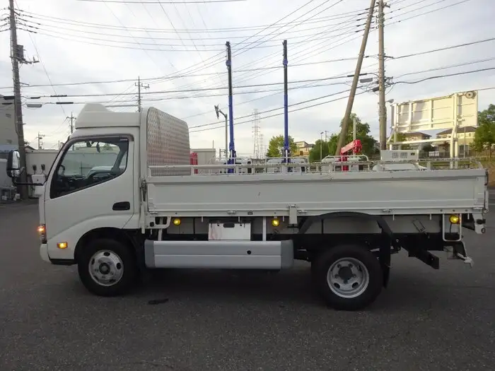 日野 デュトロ 小型 平ボディ 床鉄板 TKG-XZU640Mの中古トラック画像6