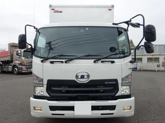 日産UD コンドル 中型/増トン アルミバン エアサス ベッドの中古トラック画像2