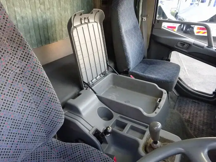 三菱 ファイター 中型/増トン 車両重機運搬 ウインチ ベッドの中古トラック画像10
