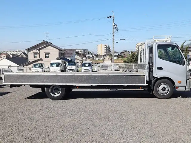 トヨタ ダイナ 小型 平ボディ 2KG-XZU730 R2の中古トラック画像6