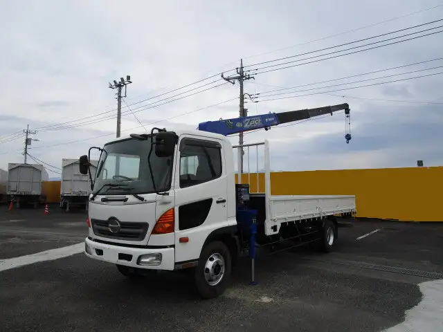 日野 レンジャー 中型/増トン クレーン付 4段 ラジコンの中古トラック画像1