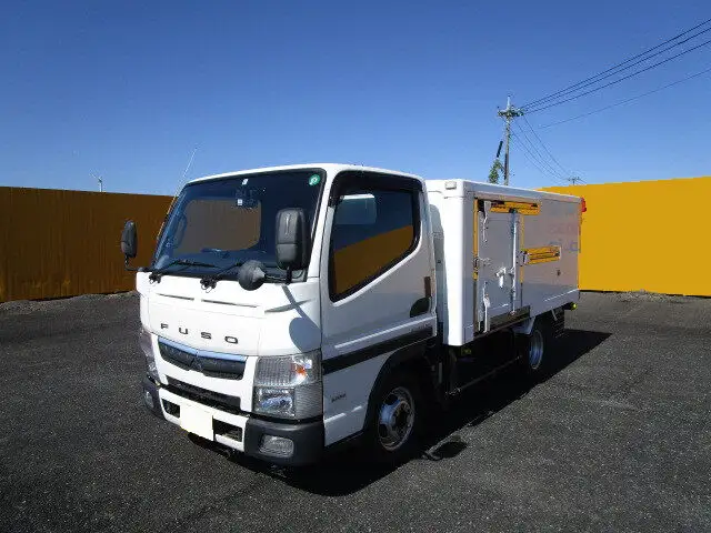 三菱 キャンター 小型 冷凍冷蔵 低温 床ステン の中古トラック【車両No.135063】
