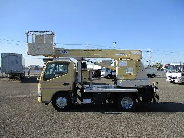 三菱 キャンター 小型 高所・建柱車 高所作業車 PA-FE73DBの中古トラック画像4