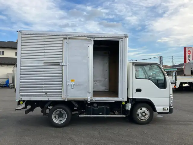 いすゞ エルフ 小型 アルミバン サイドドア TPG-NJR85ANの中古トラック画像8
