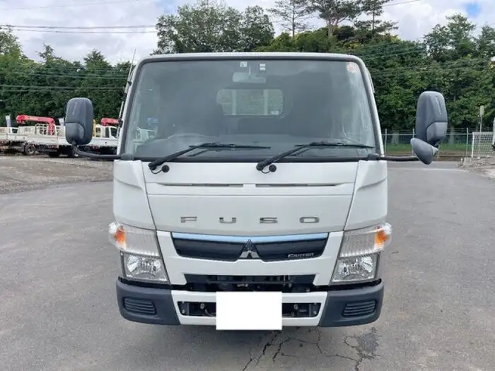 三菱 キャンター 小型 平ボディ TPG-FBA20 H29の中古トラック画像1