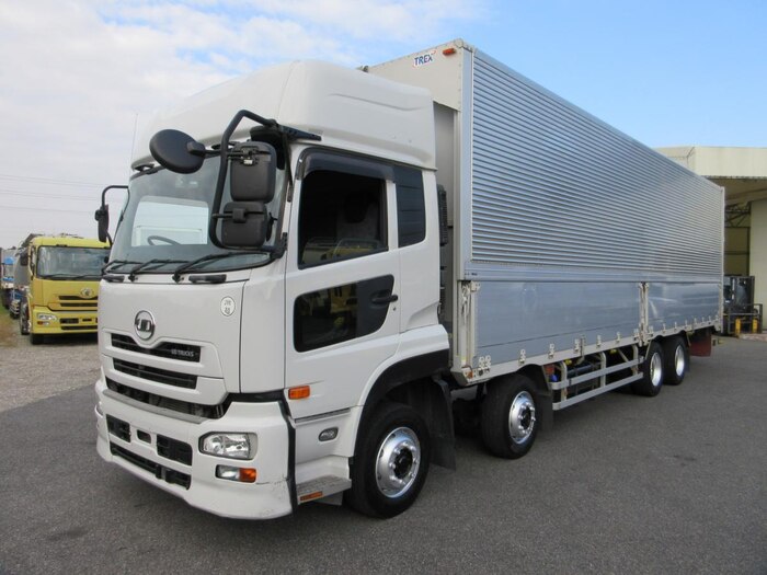 日産UD クオン 大型 ウイング